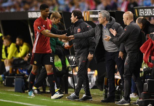 久久粉嫩av