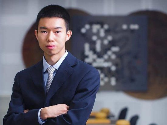 漂亮婆婆